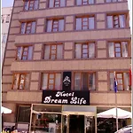Dream Life Hotell